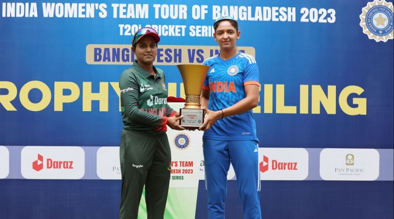 পাঁচ ম্যাচের টি-টোয়েন্টি ক্রিকেট সিরিজ খেলতে ঢাকায় আসছে ভারত নারী ক্রিকেট দল